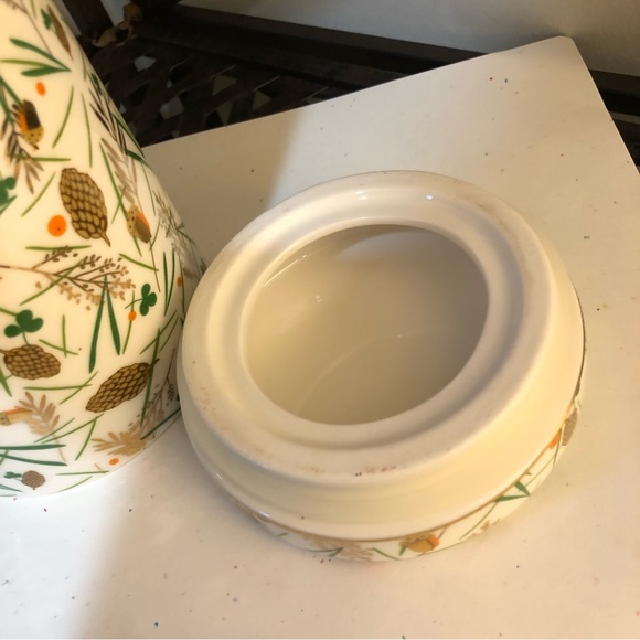 Ceramic Canister - Picture 3 of 6